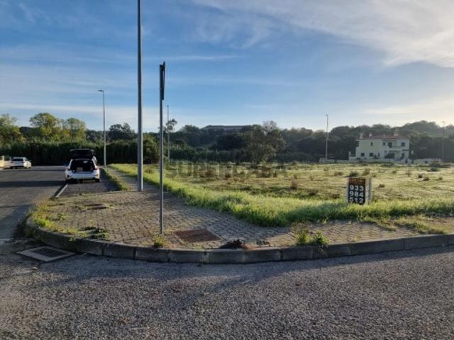 Lote de Terreno para Construção no centro da cidade, do Cartaxo