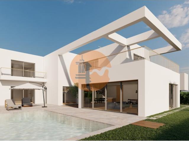 Lote de Terreno para Construção na Quinta do Sobral com projeto aprovado