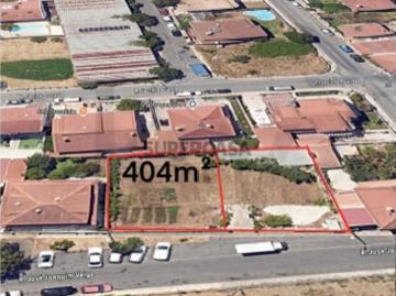 Lote de terreno para Moradia em Zona Tranquila Excelente Exposição Solar