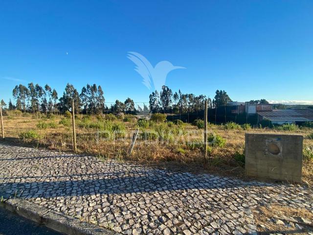 Lote de Terreno para Moradia