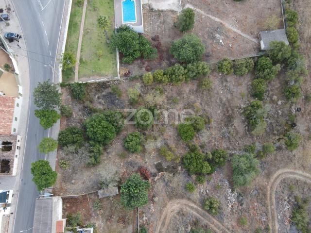 Lote de Terreno Urbanizável em Benafim com 2.264 m²