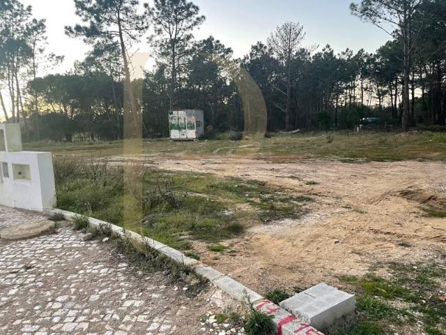 Lote de terreno urbano na Lagoa de Albufeira