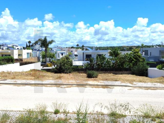 Lote de terreno urbano com 522 m2, Alcantarilha