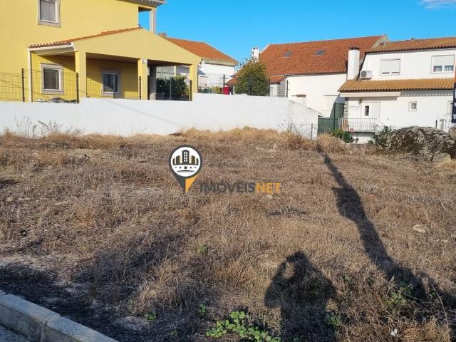 Lote de terreno urbano com 528 m2, Castelo Branco