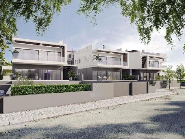 Lote de terreno Urbano com Projeto aprovado.O lote está inse. 398m² São Brás De Alportel