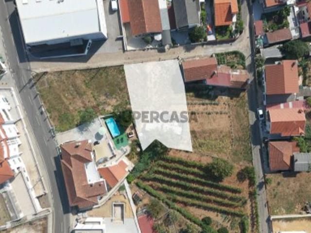 Lote de Terreno Urbano de 500 m² para construção em Margaride, Felgueiras