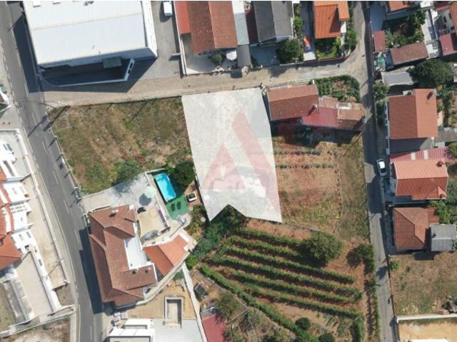 Lote de Terreno Urbano de 500 m² para construção em Margaride, Felgueiras