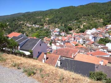 Lote de terreno urbano, infraestruturado e bonitas vistas Guarda