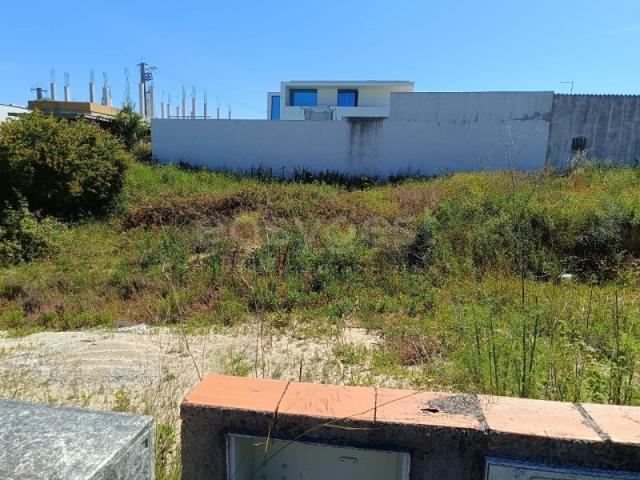 Lote de terreno urbano, localizado em Torres Novas