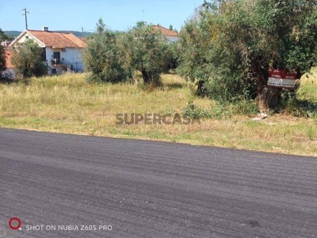 Lote de Terreno Venda em Alcanede,Santarém