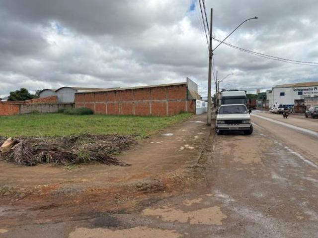 Lote de 1563m2 em Patos de Minas no bairro planalto
