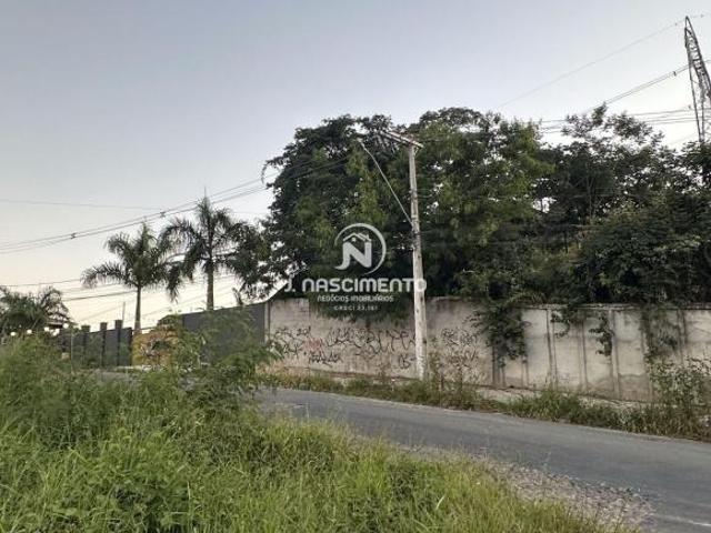 Lote de 340 m2 á venda no bairro Tropical em Contagem MG