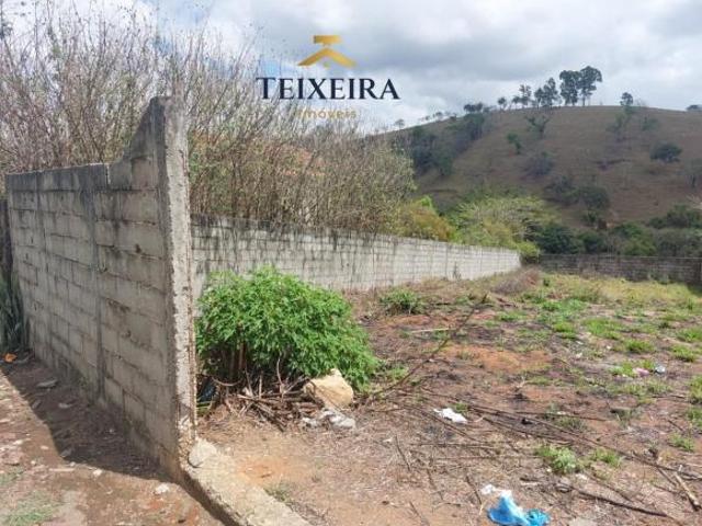 LOTE DE 350 M² COM OTIMA LOCALIZAÇÃO
