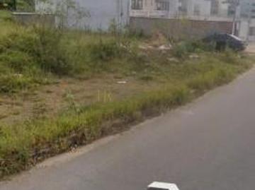 LOTE DE 360 M2 PLANO AO LADO CASAS BOAS