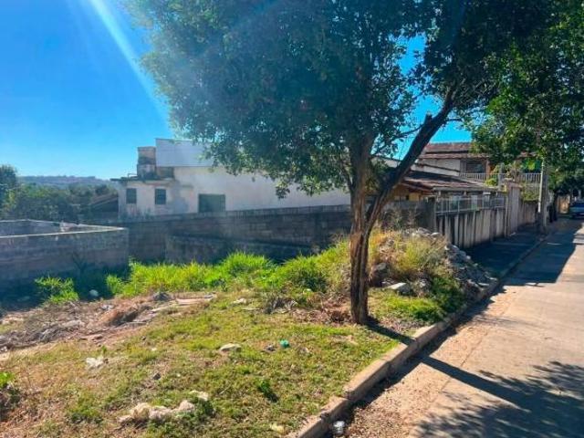 Lote de 360m² no Bairro Bom Jesus – Excelente Localização e Grande Potencial!