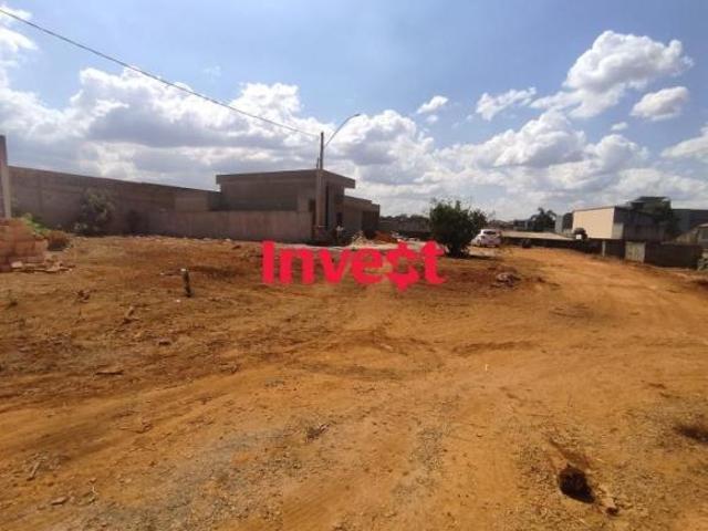 Lote de 300m², Dentro de Condomínio, Próximo a EPTG na Colônia Agrícola Samambaia