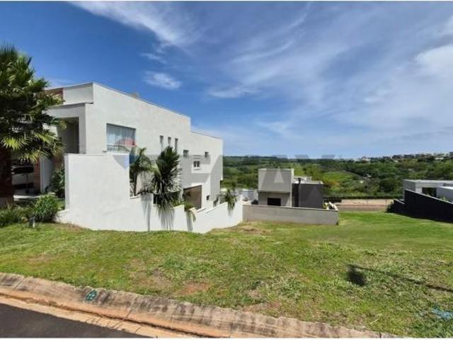 Lote de 339,57 m2 à venda no Condomínio Villa Piemont em Franca SP