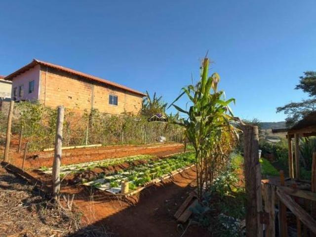 Lote de 400m² à Venda no Bairro Calafate em Passa Tempo/MG