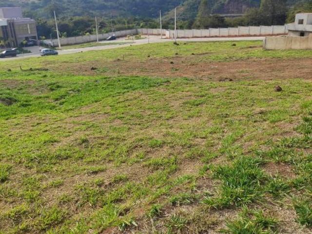 Lote de 405m² no condomínio Gran park Toscana Vespasiano