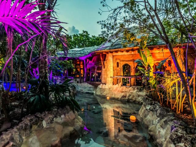 Lote de 691 m2 situado en Zona Diamante, Playa del Carmen, KUH?