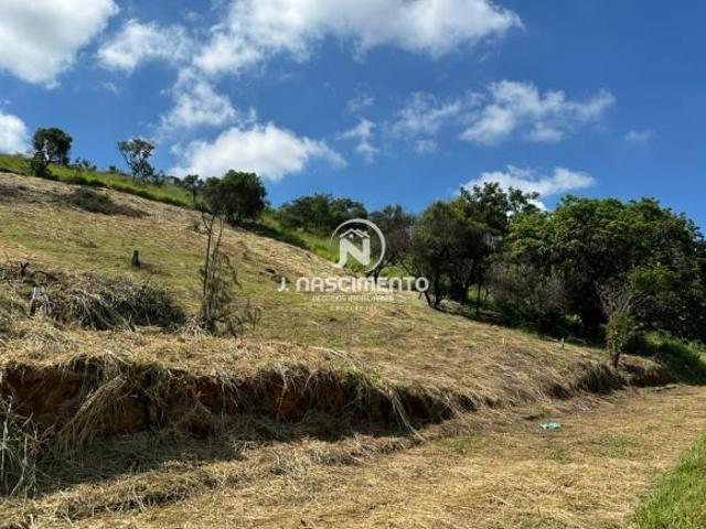 Lote de 696m2 a venda no bairro Tropical em Contagem