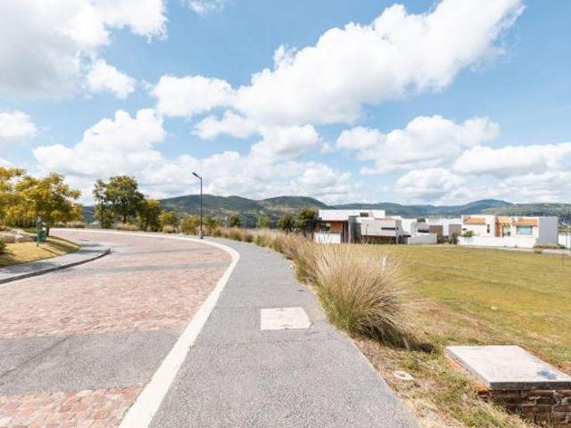 Lote disponible en Lomas de Angelópolis III