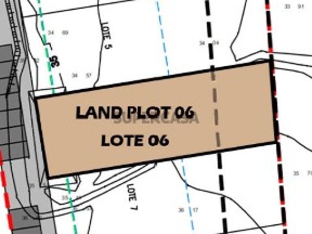 Lote Exclusivo no Coração de Lagoa, Algarve: Construa a Sua Moradia de Sonho!