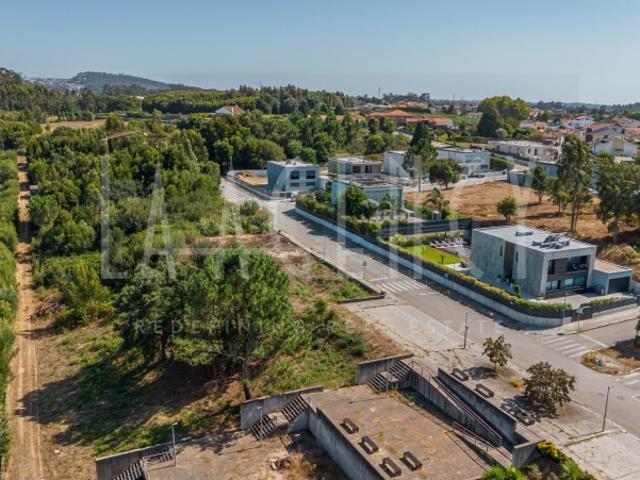 LOTE EXCLUSIVO PARA MORADIA | SERZEDO VILA NOVA DE GAIA