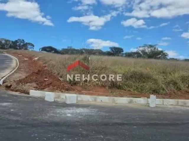 Lote em Avenida Bandeirante Felipe Rodrigues Palmital Lagoa Santa/MG