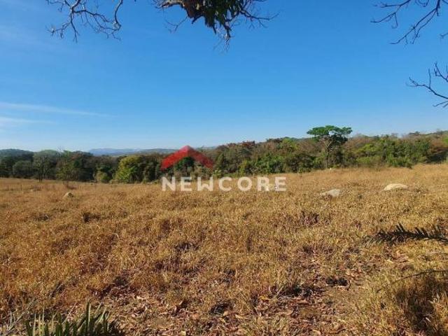 Lote em ACESSO RURAL PARQUE DO AVESTRUZ Campo Alegre Esmeraldas/MG
