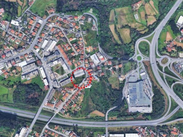 Lote em altura Ferreiros