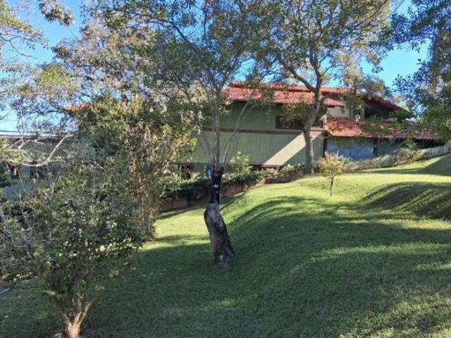 Lote em Condomínio à venda em Rio Acima, 1400m²