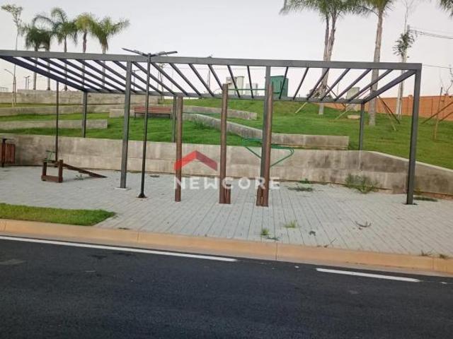 Lote em condomínio em Av. Padre Busch Alphaville Dom Pedro Campinas/SP