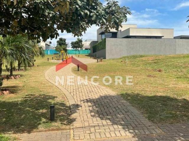 Lote em condomínio em Rodovia Engenheiro João Baptista Cabral Renno Samambaia Parque Residencial