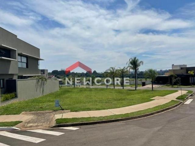 Lote em condomínio em Rodovia Engenheiro João Baptista Cabral Renno Samambaia Parque Residencial