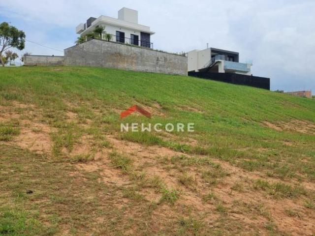 Lote em condomínio em Rua Helena Crevilari Padovani Residencial Fazenda Santa Rosa Fase 1 Itat