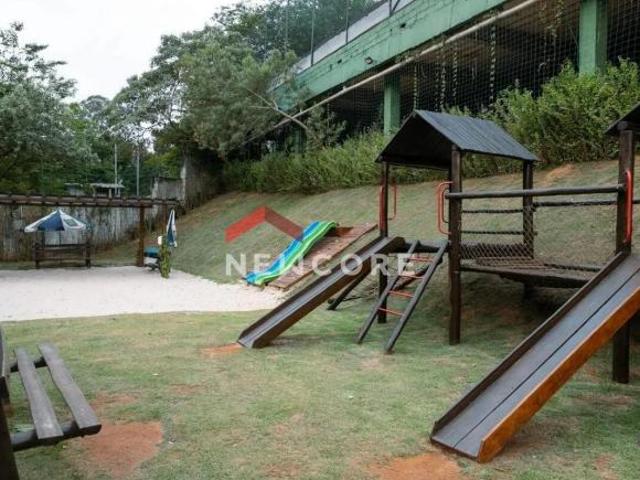 Lote em condomínio em Rua Quiruá Suru Santana de Parnaíba/SP
