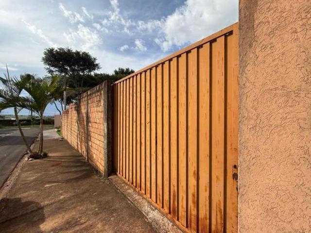 Lote em condomínio para venda em Vila Cristal, 525m²