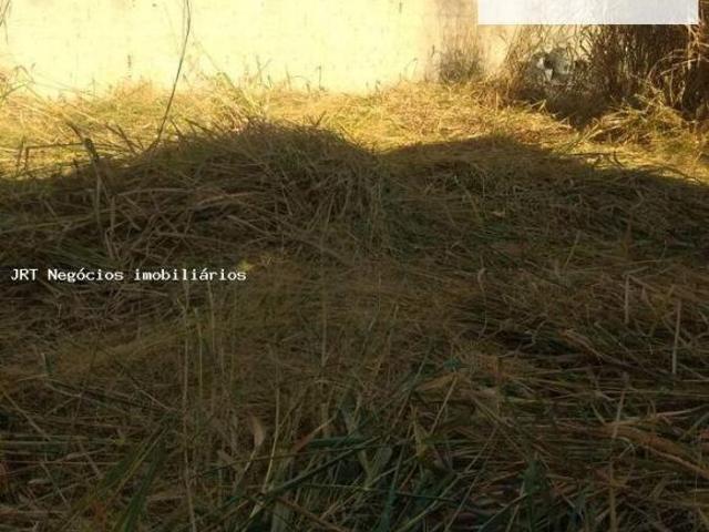 Lote em declive a venda no Bairro Alvorada, Contagem