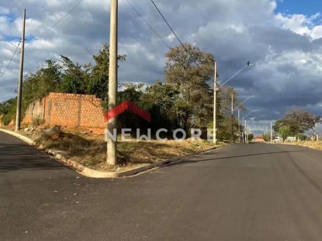 Lote em Rua Zuleika Haggi Oliveira Lima Jardim Márcia II Agudos/SP