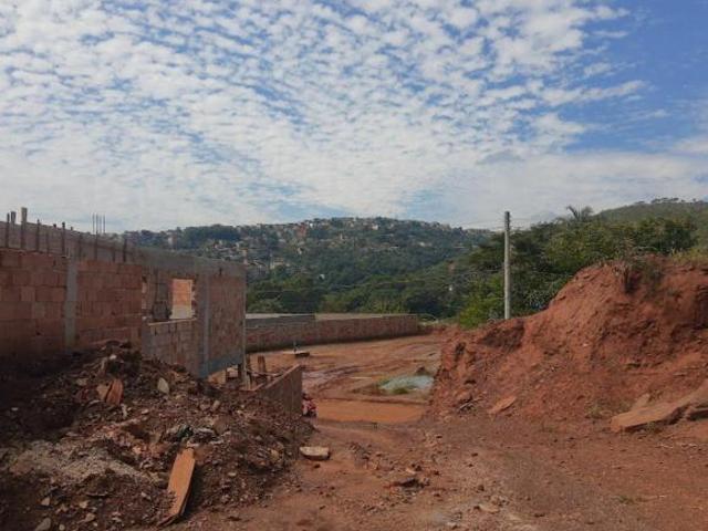 Lote em Rua dos Tropeiros Villa Real Sabará/MG