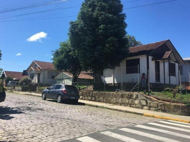Lote em rua Inácio Moraes Centro Canela/RS