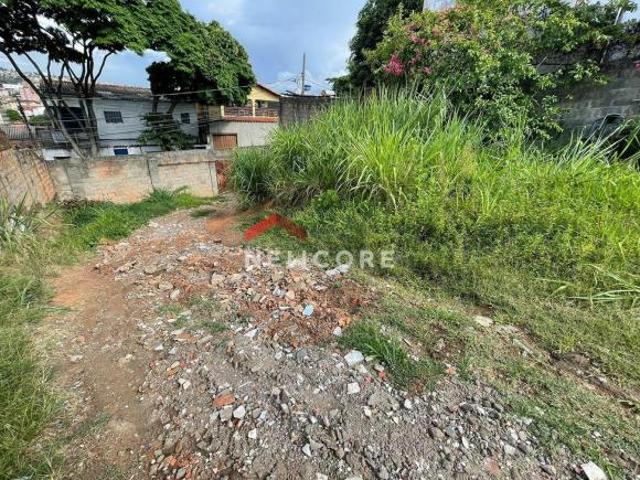 Lote em Rua Ovídio Glória Belo Horizonte/MG