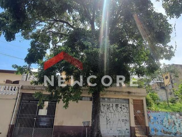 Lote em Rua Pindorama Parque João Ramalho Santo André/SP