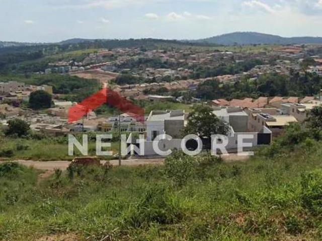 Lote em Rua São Pedro Esmeraldas/MG