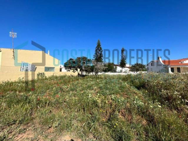 Lote em Sagres com área total de 320 m2 para construção de moradia unifamiliar