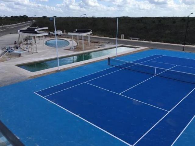 Lote en Privada Residencial Yaxlum Conkal Carretera a Motul