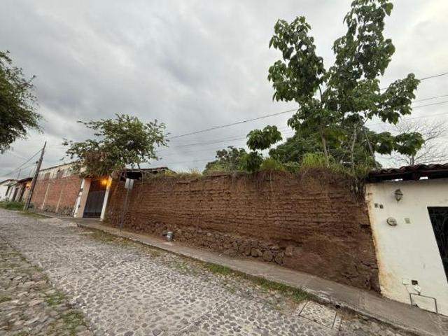 LOTE EN VENTA EN EL CENTRO DE COMALA, COLIMA, MEXICO