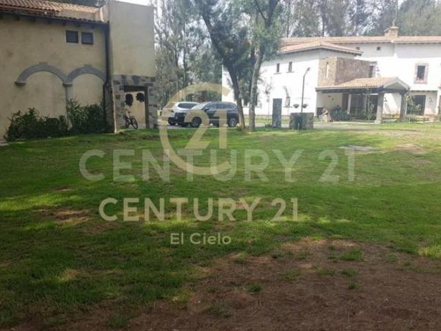 Lote en venta en fraccionamiento Valquirico de 743 m2, Xoxtla, Tlaxcala