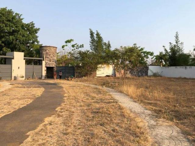 LOTE EN VENTA EN FRACCIONAMIENTO PRIVADO PUERTA PARAISO, COLIMA, COLIMA, MEXICO